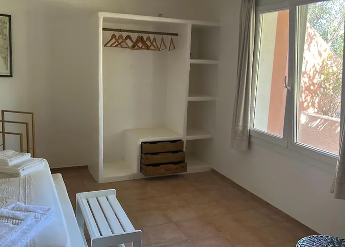 Bed and Breakfast Su Sirvone Vista Mare Alghero