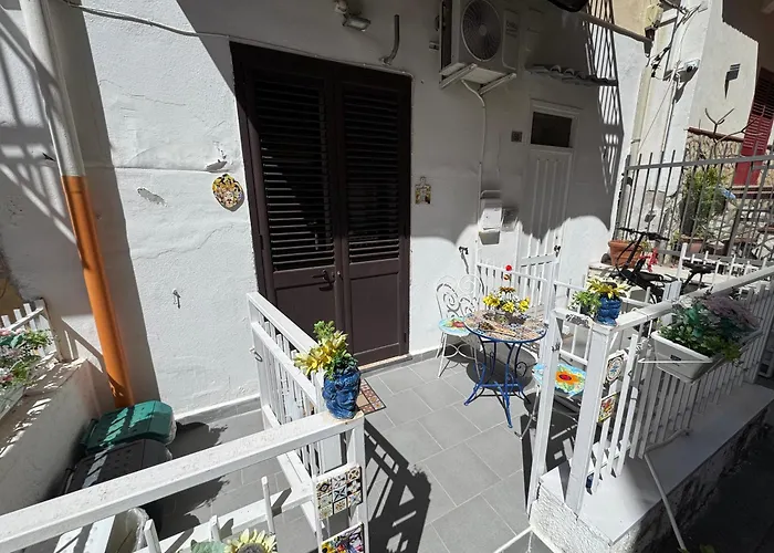 Ninni Mondello House