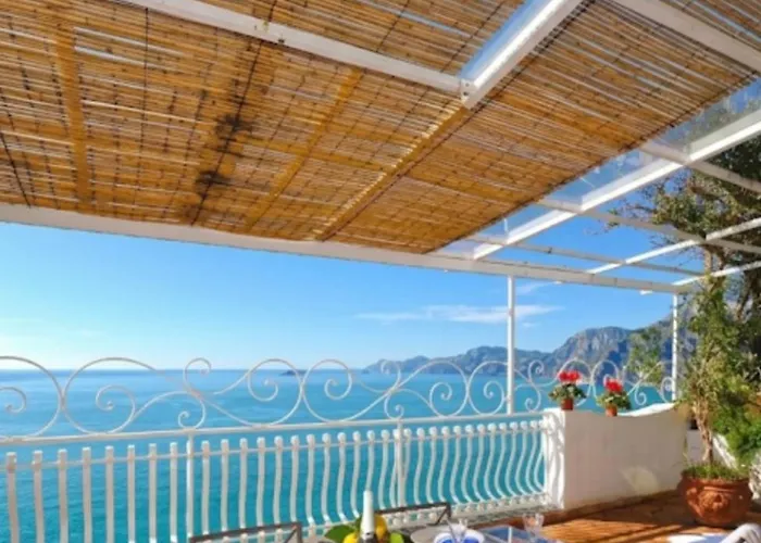 Villa Delle Ginestre - sea view Praiano