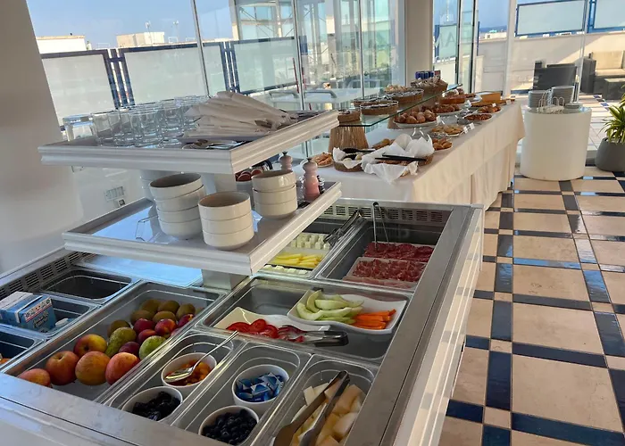 Damavi Hotel San Foca