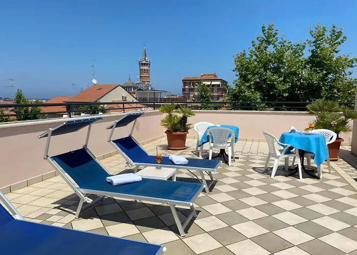 Palace Hotel Civitanova - stazione, centro città e mare Civitanova Marche