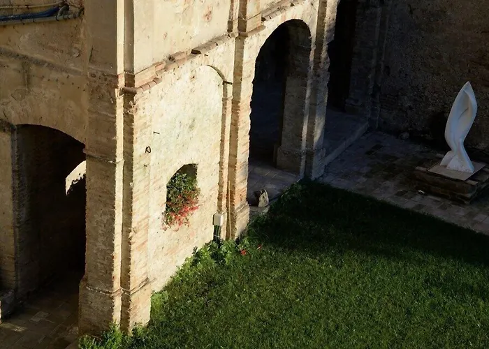Bed and Breakfast Torre della Loggia - Dimora Storica - Ortona