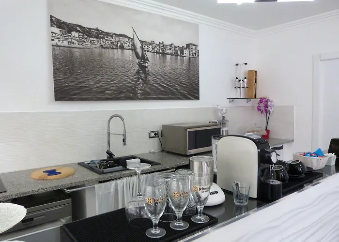 Clelia'S Boutique Rooms & Suites La Maddalena 