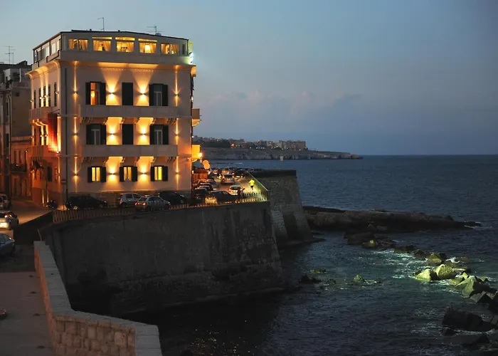 Hotel sul MareLivingston