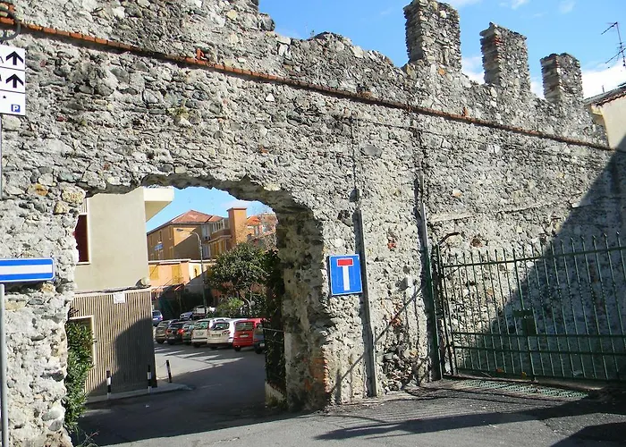 Vecchie Mura Varazze