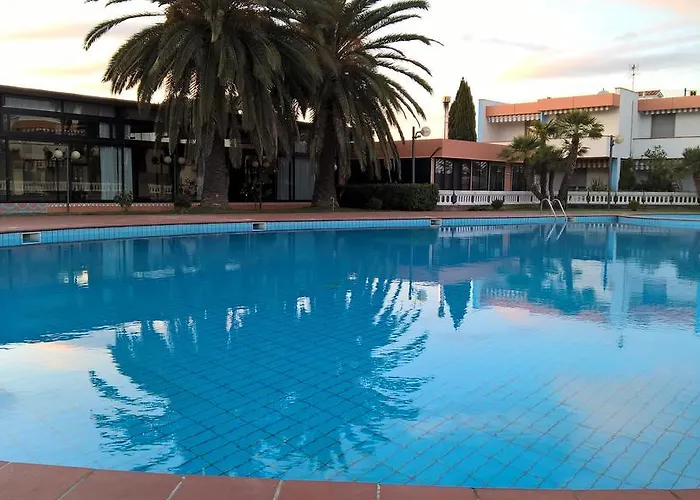 Hotel Riva Etrusca Marina Di Bibbona