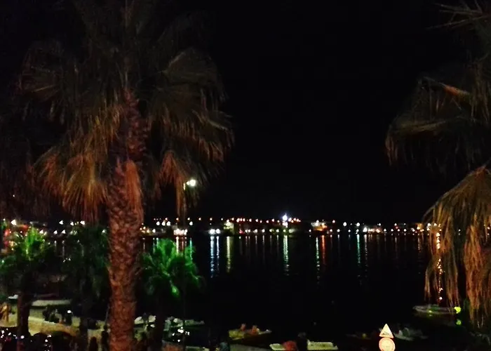 Hotel sul MareAcquamarina B&B