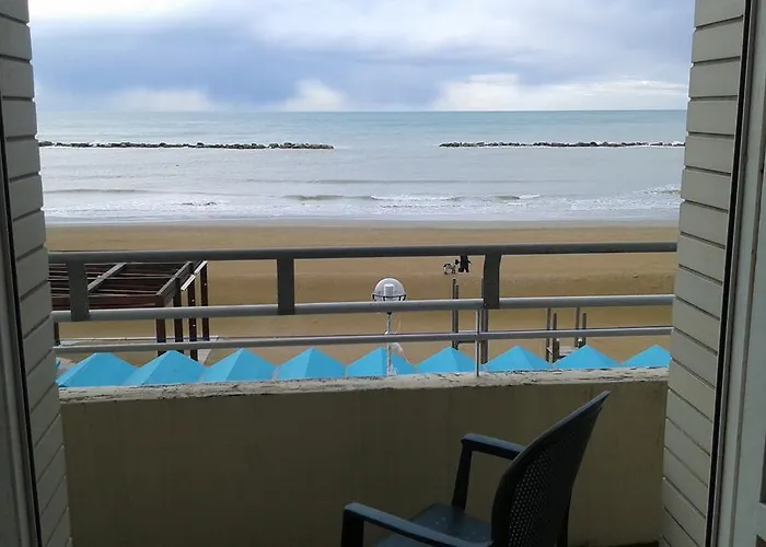 Hotel sul MareFlying