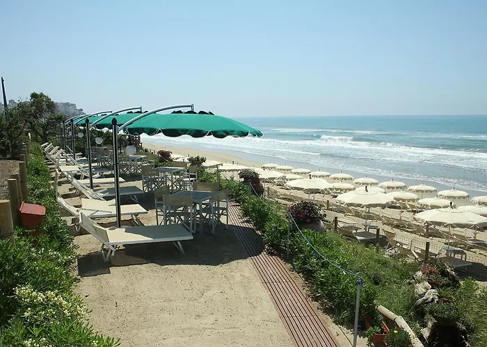 Hotel La Nave Sperlonga