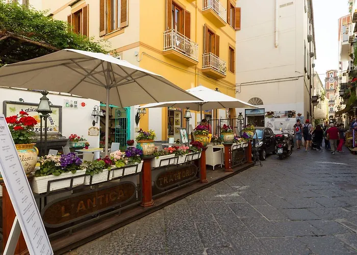 Suite Home Sorrento