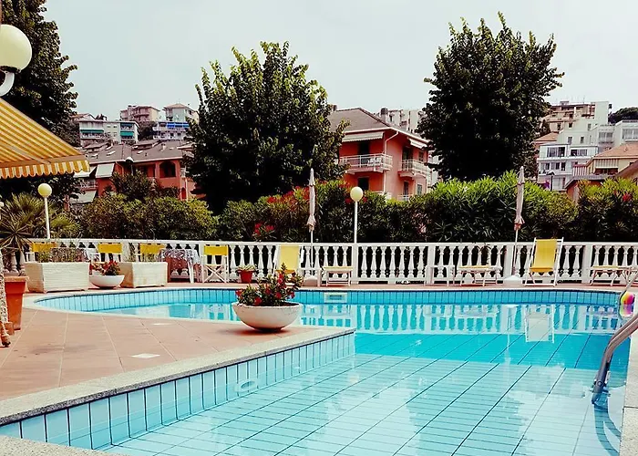 Hotel Arcobaleno Celle Ligure