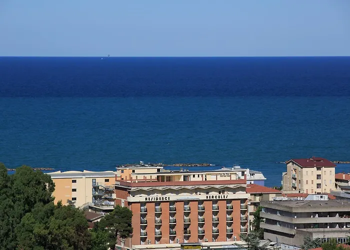 Residence Hercules Roseto Degli Abruzzi