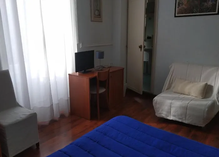 Hotel Lucciola Bordighera