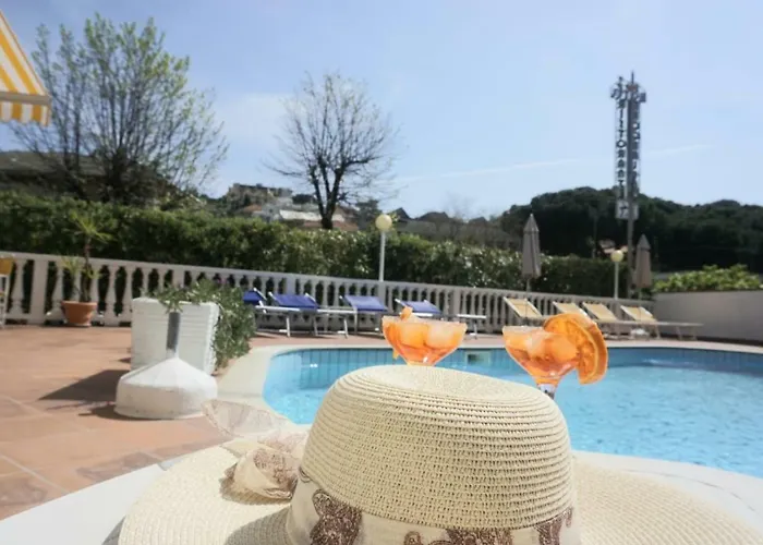Hotel Arcobaleno Celle Ligure