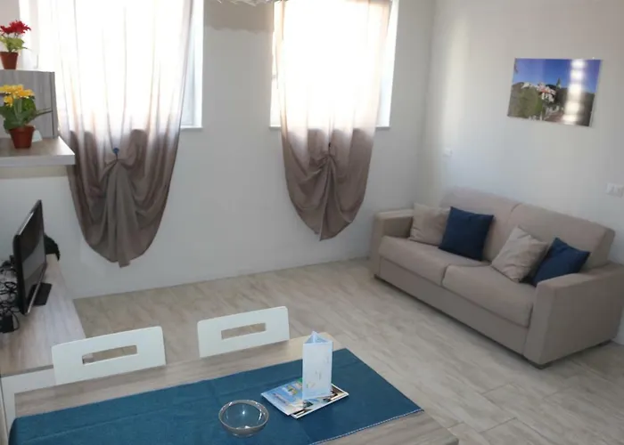 Nina Casa Vacanze Finale Ligure