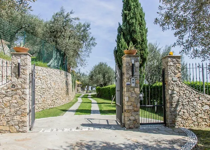 Villa Degli Ulivi B&B Finale Ligure