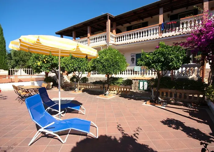casa vacanze Villa BAIA-LUNA Marina di Camerota