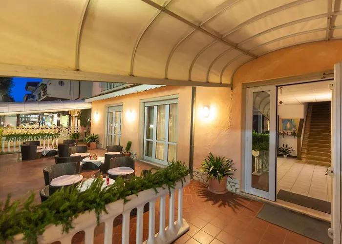 Hotel Sirena Lido di Camaiore